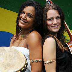 Monica Teles with her Batida bandmate